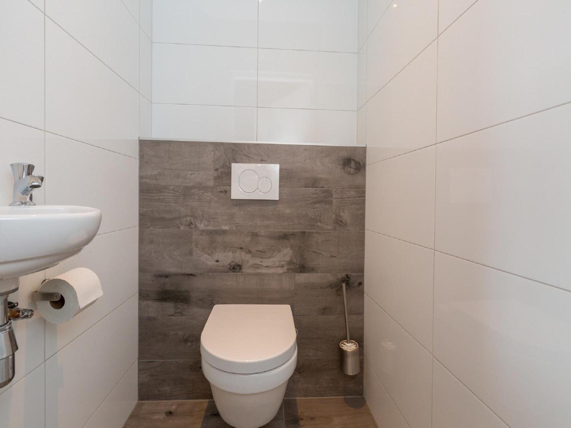 Lovely Modern 4 Person Apartment In The Heart Of Каудекерке Экстерьер фото
