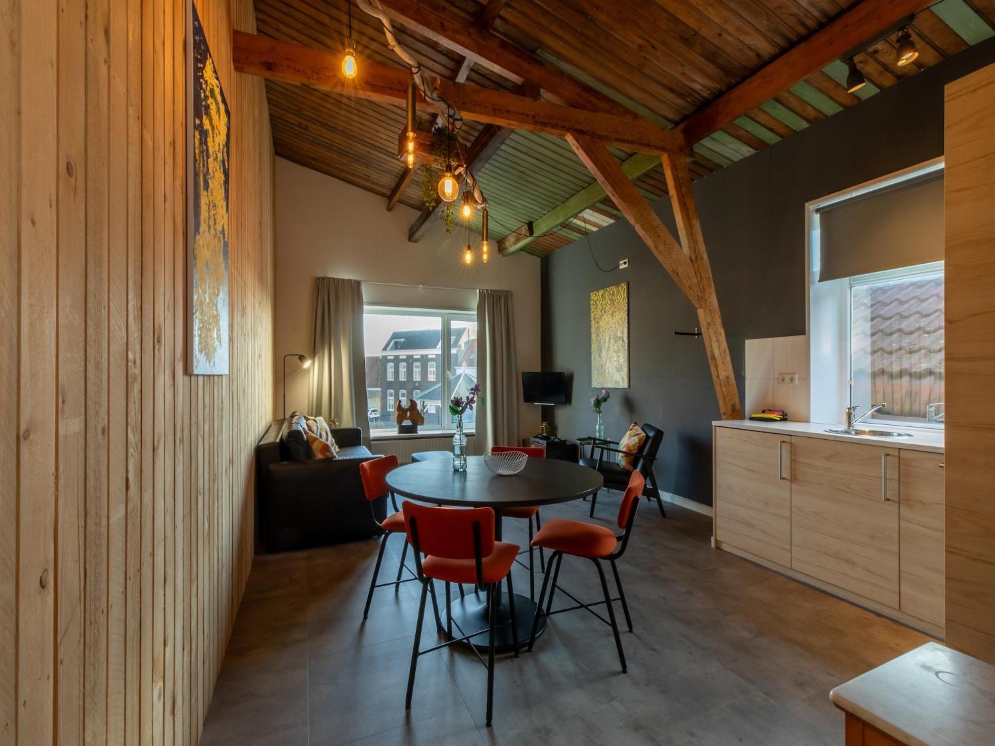 Lovely Modern 4 Person Apartment In The Heart Of Каудекерке Экстерьер фото