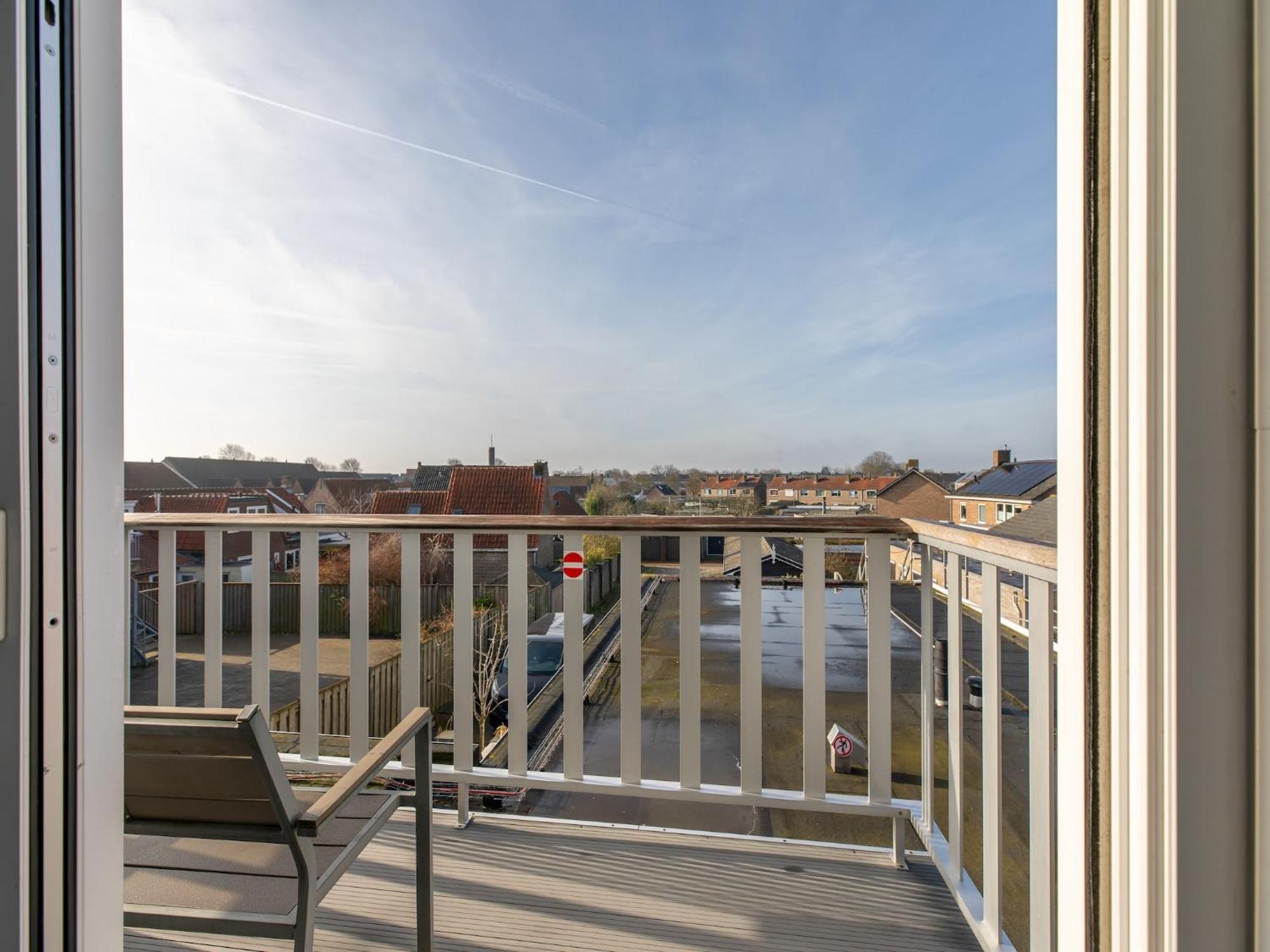 Lovely Modern 4 Person Apartment In The Heart Of Каудекерке Экстерьер фото